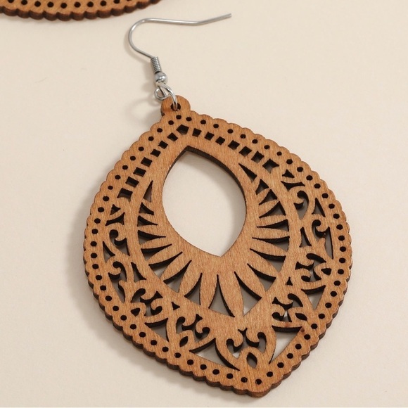 NEW Natural Wooden Boho Drop Earrings - Picture 3 of 3